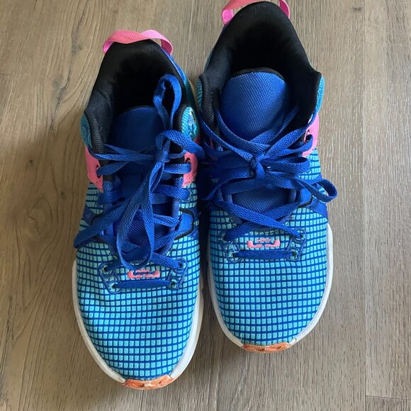 Nike LeBron Witness VII Hyper Royal Pink Basketball Shoes DM1123-400 Mens Sz 7.5 - Picture 2 of 9